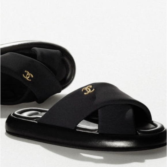 CHANEL CC interlocking Criss Cross Slides Slides size 38 - Picture 7 of 14